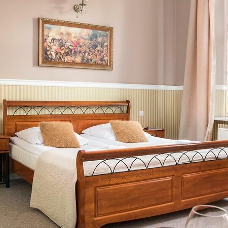 Luxaparts Krakow Luaran gambar