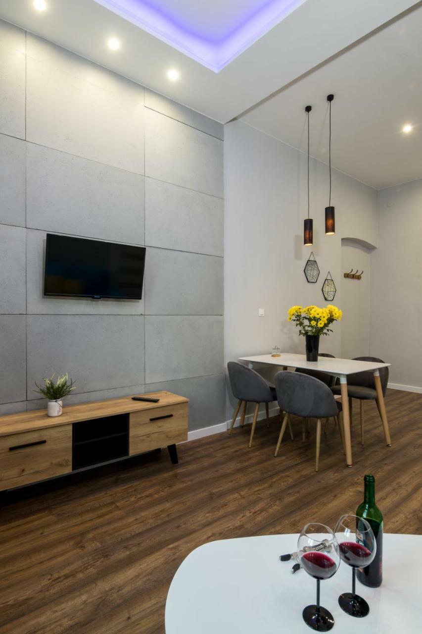 Luxaparts Krakow Luaran gambar