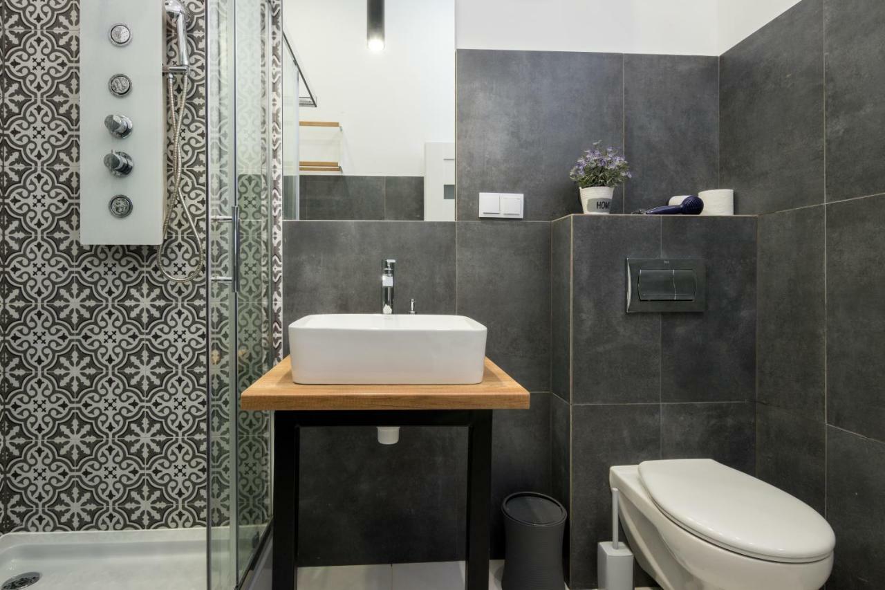 Luxaparts Krakow Luaran gambar