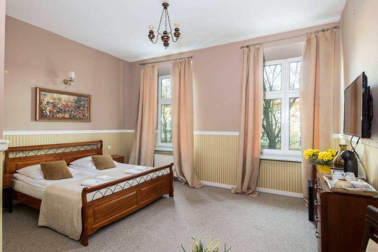 Luxaparts Krakow Luaran gambar